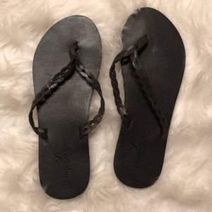 American eagle flip flops/ sandals